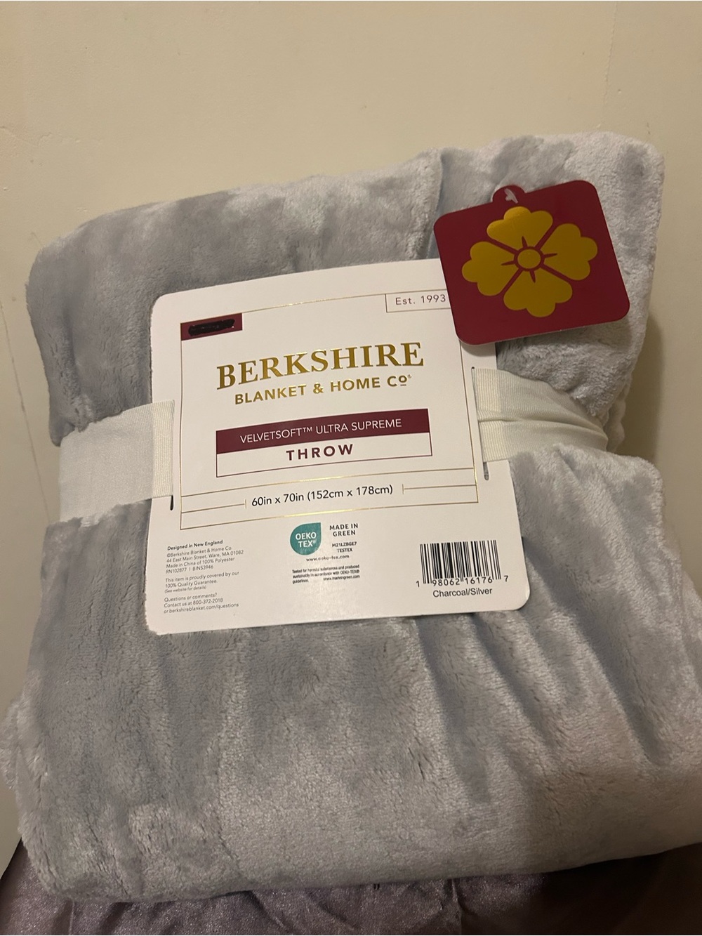Berkshire VelvetSoft Ultra Supreme One Throw Silver 60’in x 70in